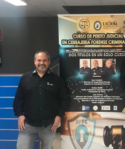 Iker Catalán, directiva de APFC